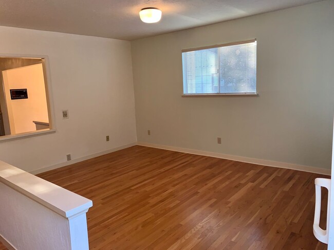 Building Photo - Coming soon! Spacious 4br / 2ba with bonus...