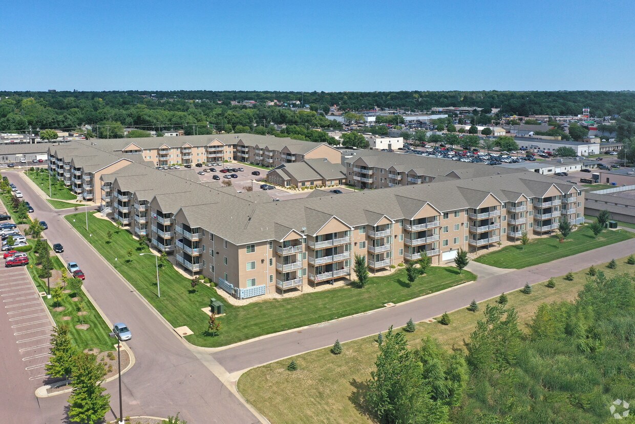Dakota Pointe Apartments Sioux Falls
