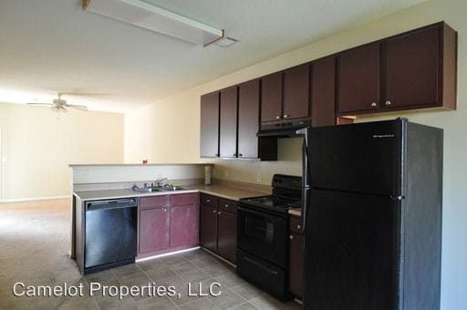 Building Photo - 115 Pine Meadow Cir