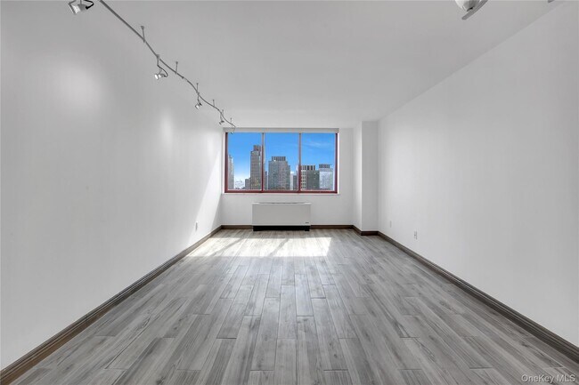 Building Photo - 4-74-74 48th Ave