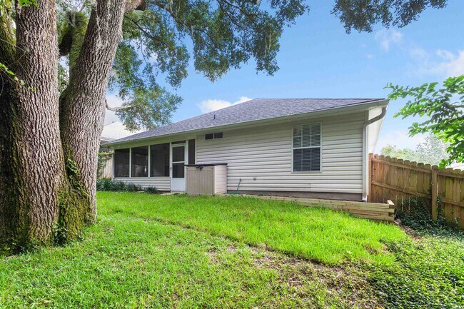 Building Photo - 7103 Shady Grove Way