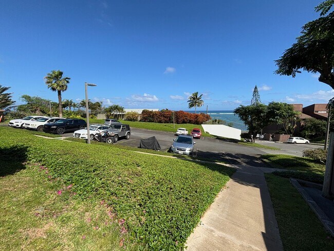 Building Photo - Makaua Village - Kaaawa - 1 Bdrm/1 Bath/1 Prkg - $2,100