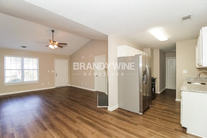 Building Photo - 42 Cedars Glen Cir