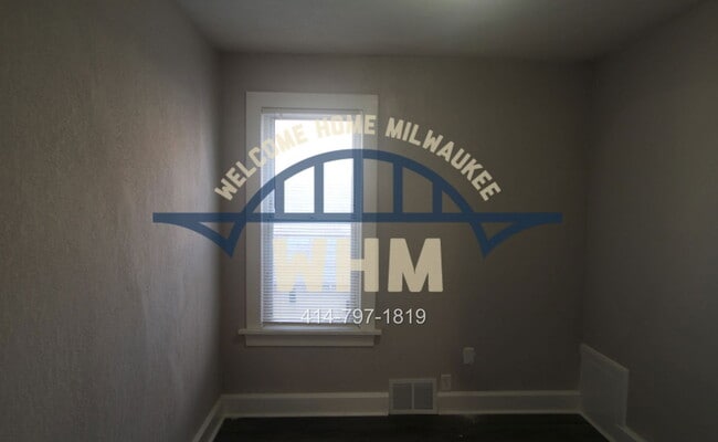 Building Photo - 2038 S Layton Blvd