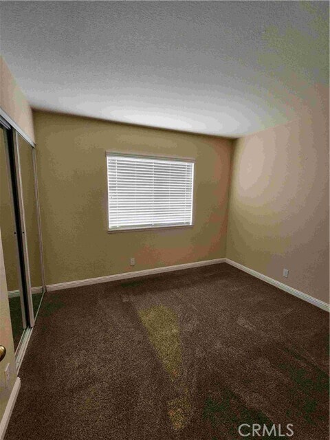 Building Photo - 856 Harrow St