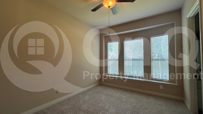 Building Photo - 4513 Cherokee Dr