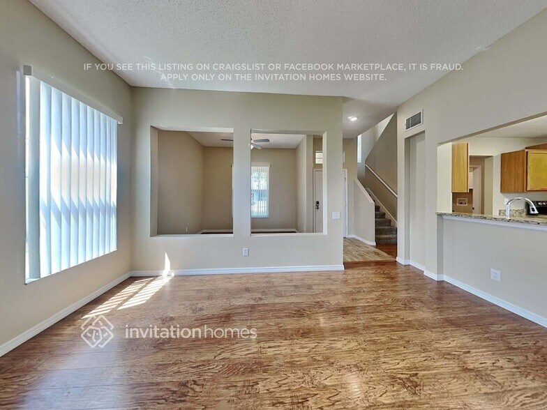 Building Photo - 11126 2nd Ave E