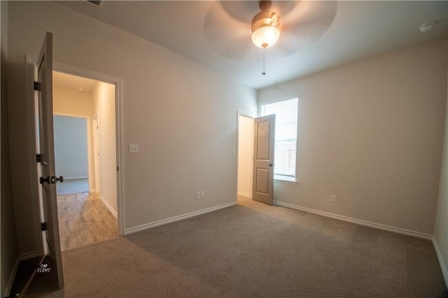 Building Photo - 7905 Rancho Vista Blvd E