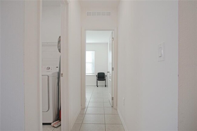 Building Photo - 920 Boca Vista Ct