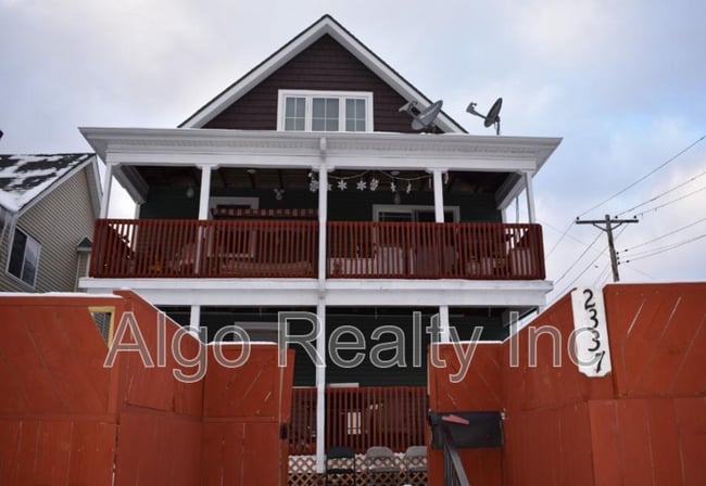 Building Photo - 2337 N James Ave