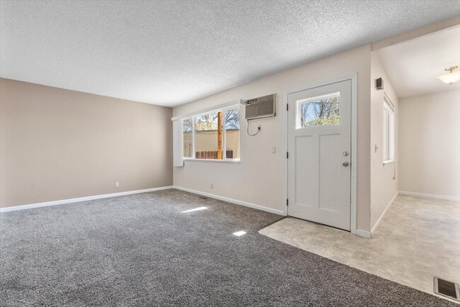 Building Photo - 2252 Avenue C