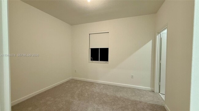 Building Photo - 2617 SE 27th Dr