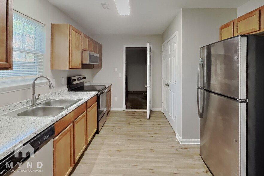 Building Photo - 2536 Reid Oaks Dr
