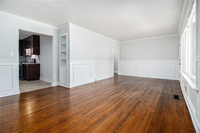 Building Photo - 1686 Derrill Dr