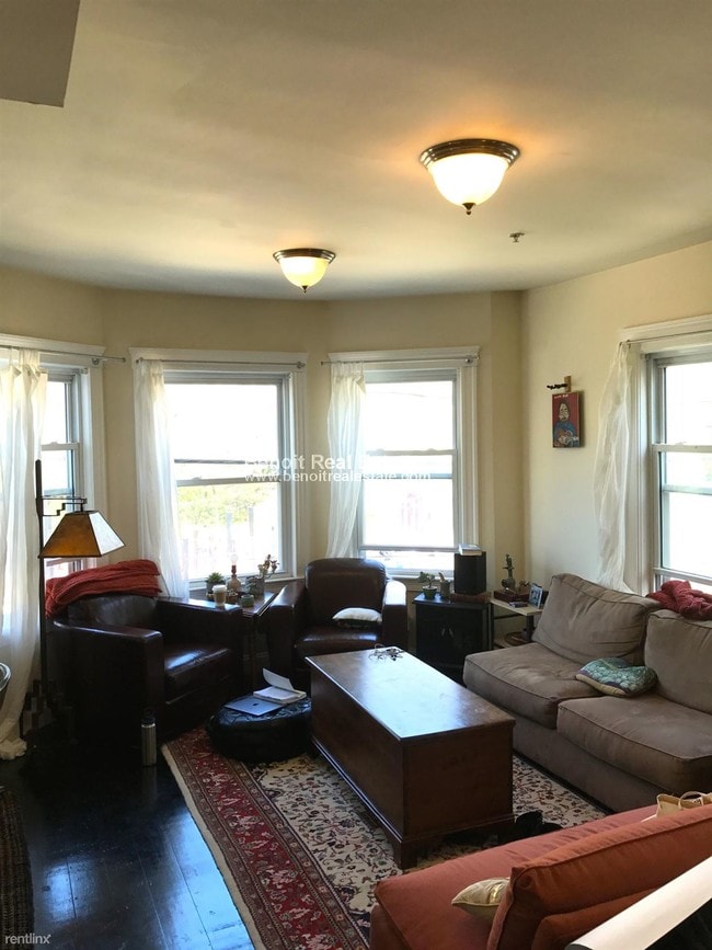 2 br, 2 bath - 6 Giles Park Apt 1L - 2 br, 2 bath  - 6 Giles Park Apt 1L