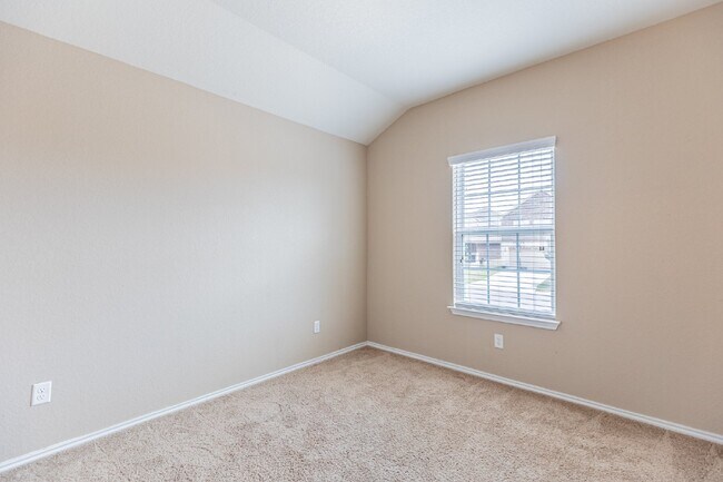 Building Photo - 12939 Texas Gold