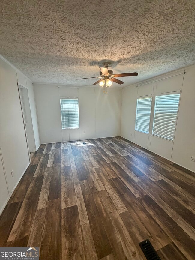 Building Photo - 3116 South St