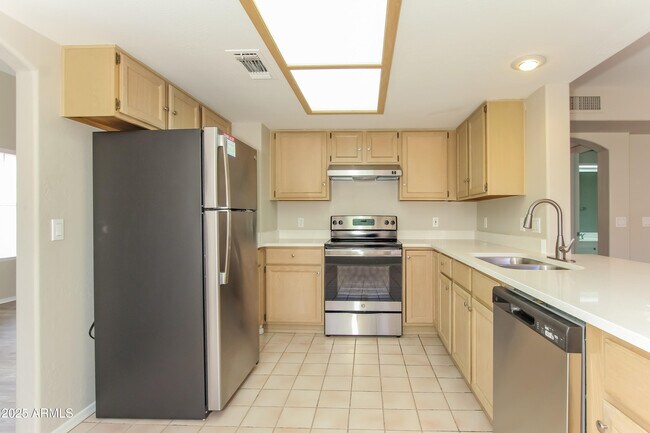 Building Photo - 7742 W McRae Way