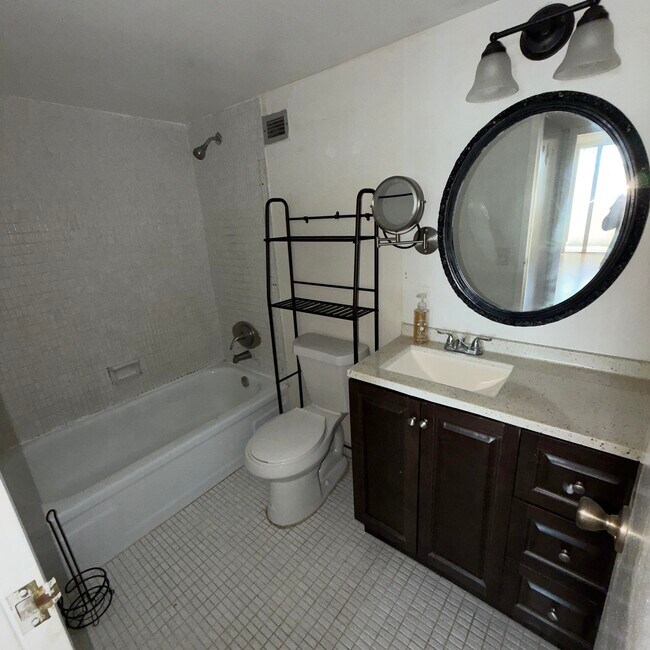 Building Photo - 701 Three Islands Boulevard