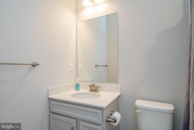 Building Photo - 3929 Small Roundtop Rd