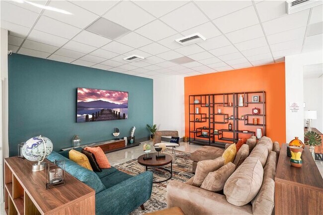 Building Photo - 3140 S Ocean Dr