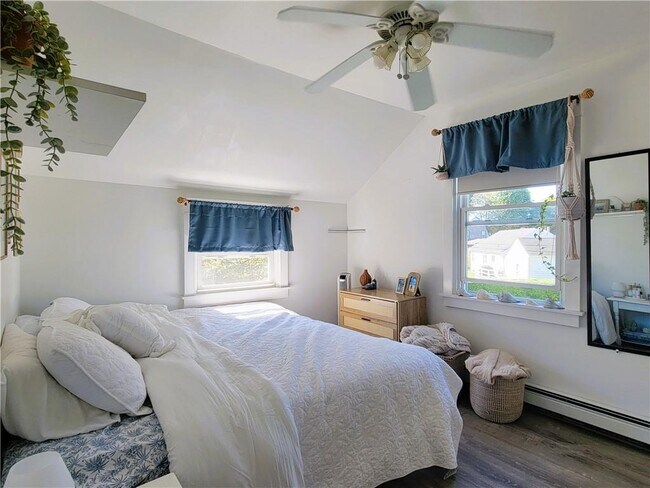 Building Photo - 18 Palmer St