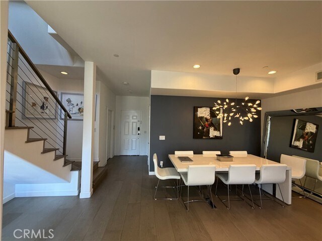 Building Photo - 574 E Palm Ave