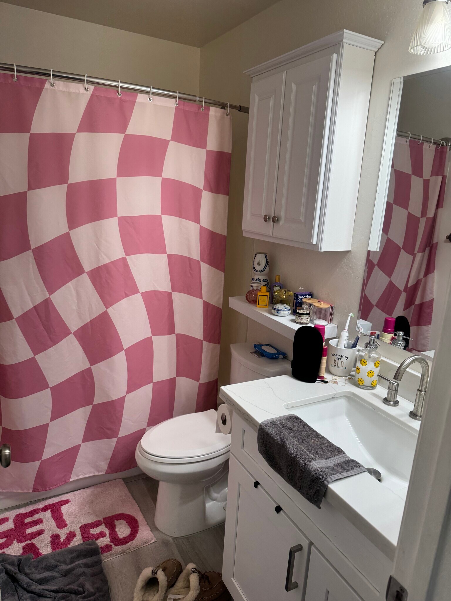 Bath #2 - 734 S Beck Ave