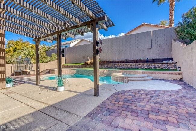 Building Photo - 1481 Rancho Ridge Dr