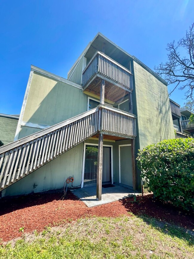 Primary Photo - WINTER PARK WOODS CONDO