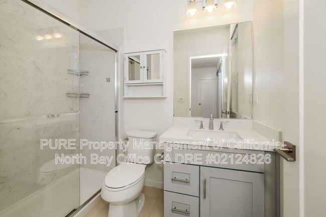 Building Photo - 2976 Bay Village Ave