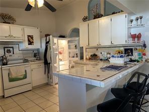 Building Photo - 746 Maderia Ct