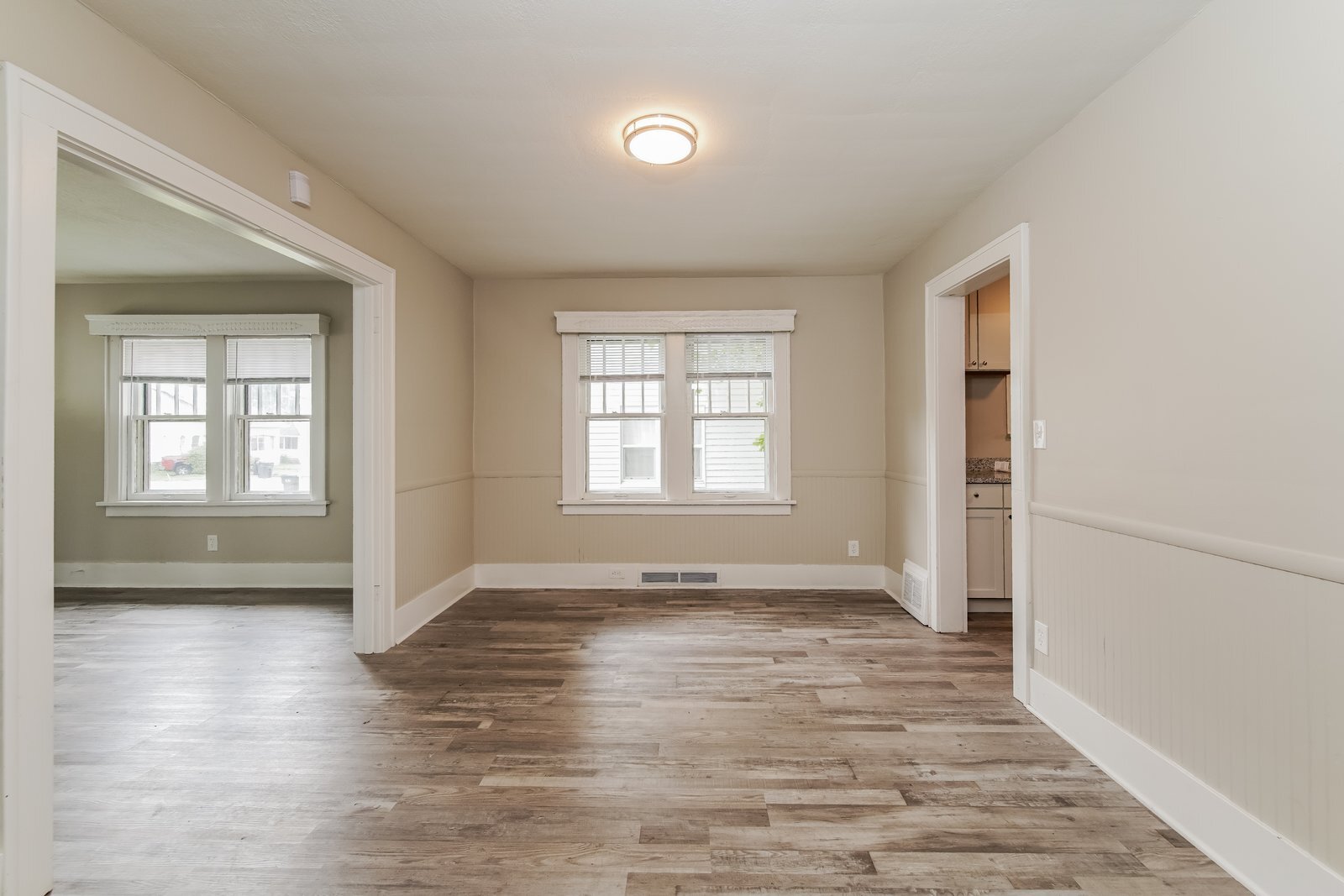 Building Photo - 1305 N Meade St