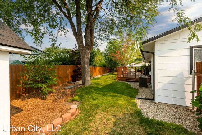 Building Photo - 3 br, 1 bath House - 1125 Wild Phlox