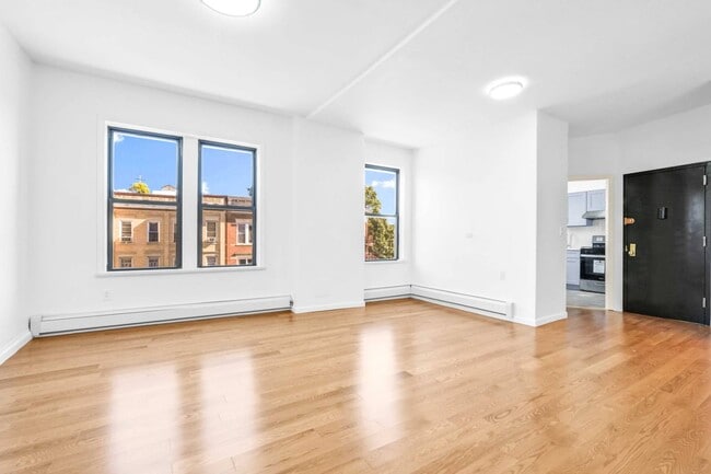 Building Photo - 71-32 Fresh Pond Rd