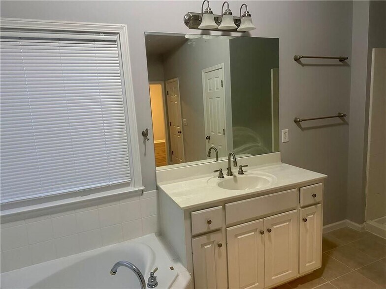 Building Photo - 3609 Morgans Ridge Ct