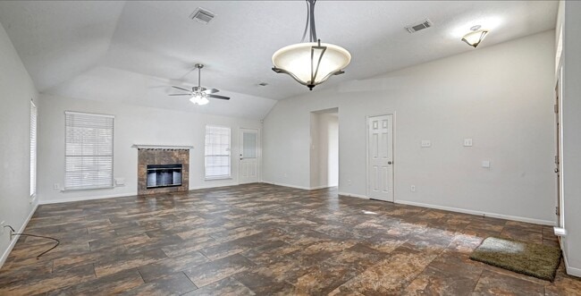 Building Photo - 9803 Knights Dr