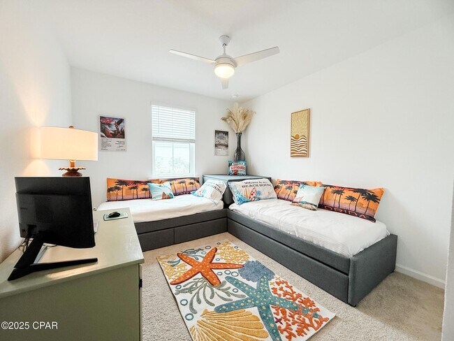 Building Photo - 8734 Sand dollar Dr