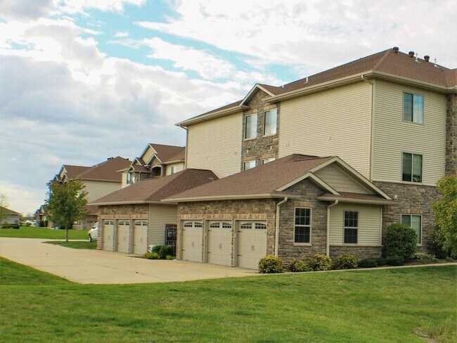 Building Photo - $1,325 | 2 Bedroom, 2 Bathroom Condo | Pet Negotiable | Available for August 1st, 2026 Move In!