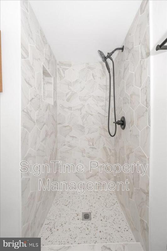 Building Photo - 138 E South St