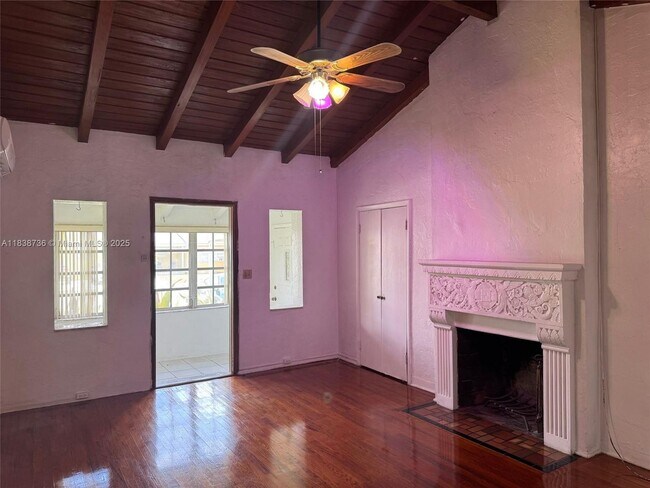 Building Photo - 671 NE 87th St