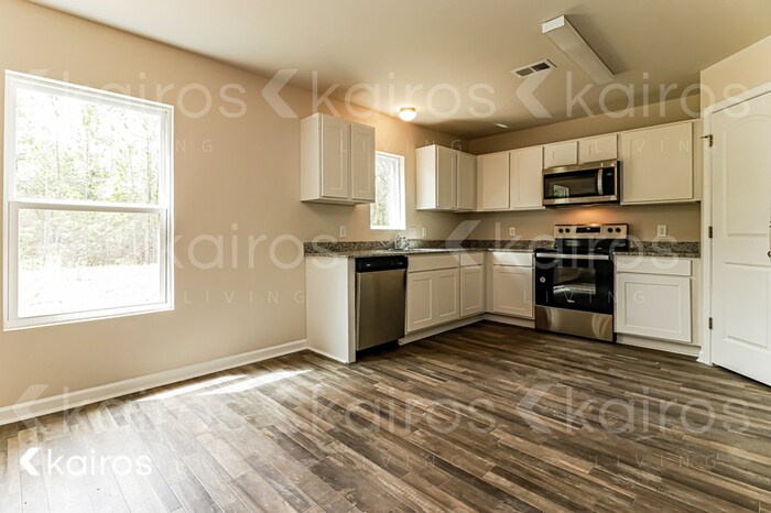 Building Photo - 94 Fishtales Dr