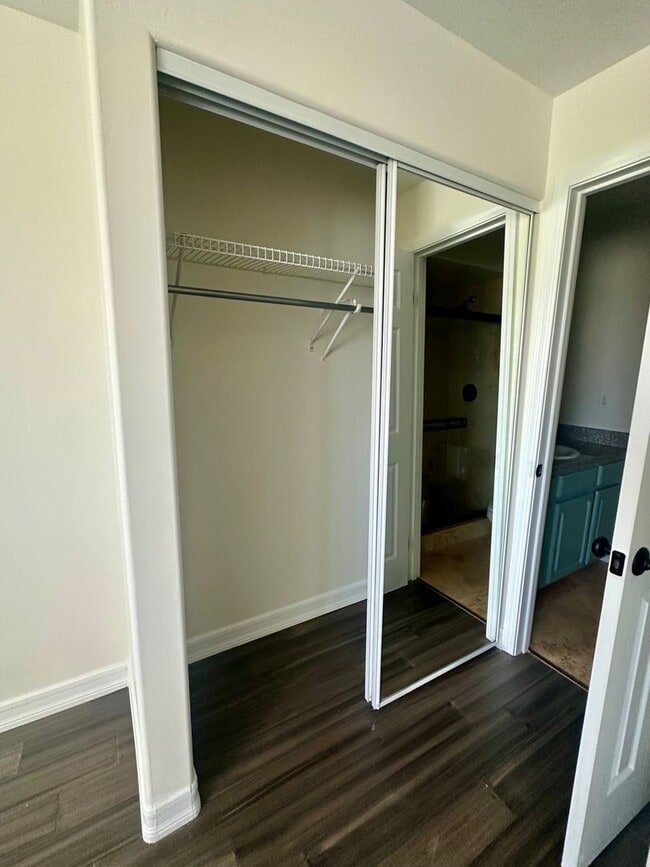 Building Photo - North Park 2bed/2bath with parking