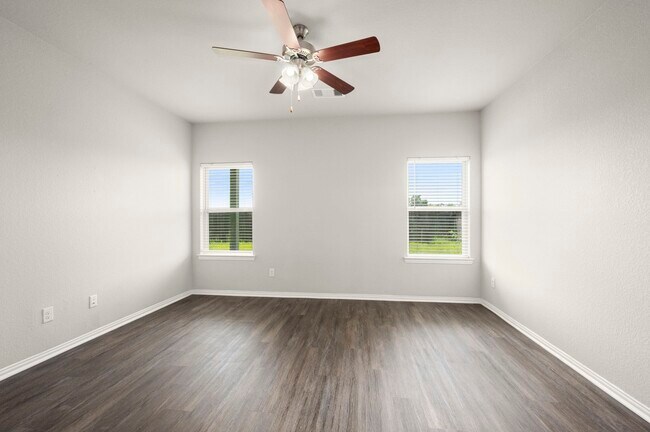 Building Photo - 7446 French Quarter Ct
