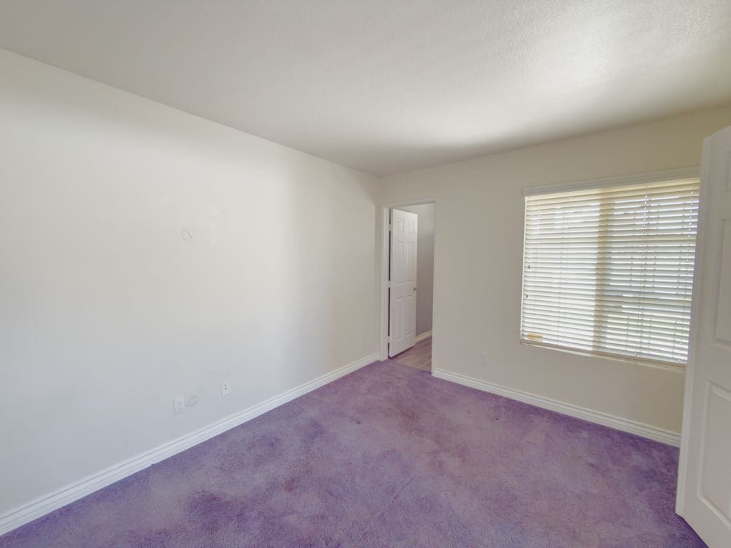 Building Photo - 8959 Wedgewood Ct