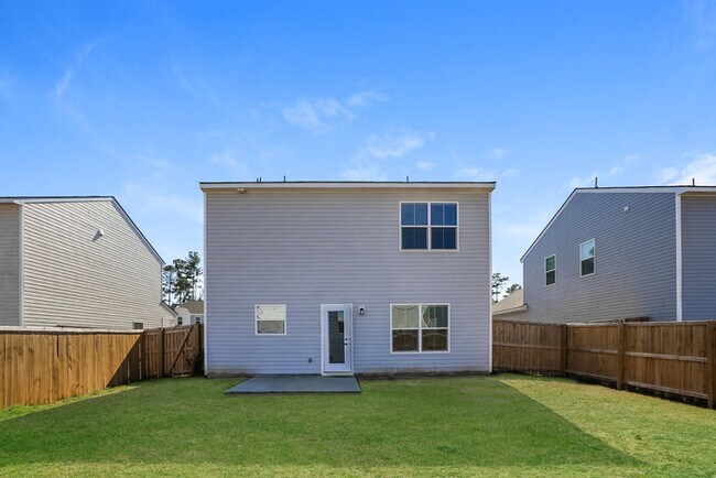 Building Photo - Beautiful 4-Bedroom in Cane Bay