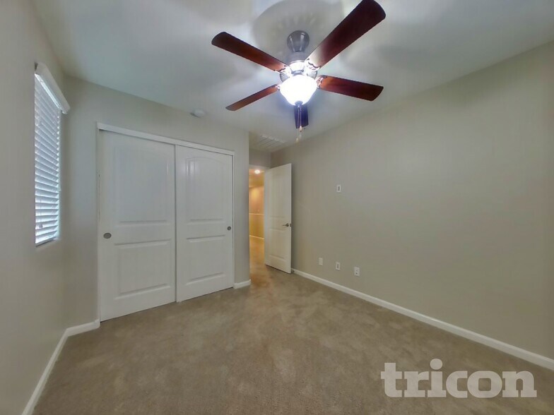 Building Photo - 12586 W Steed Ridge