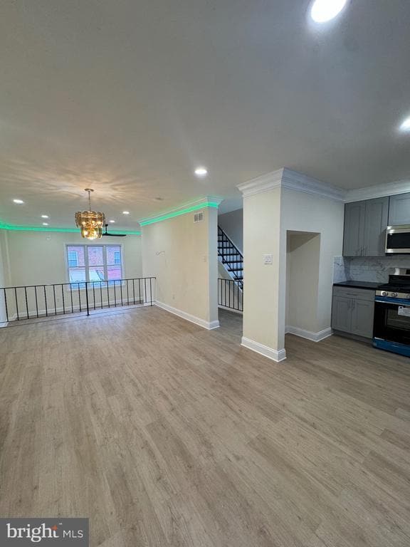 Building Photo - 441 W Shunk St