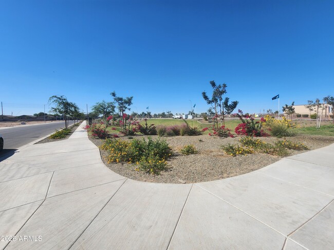 Building Photo - 3814 S 87th Dr