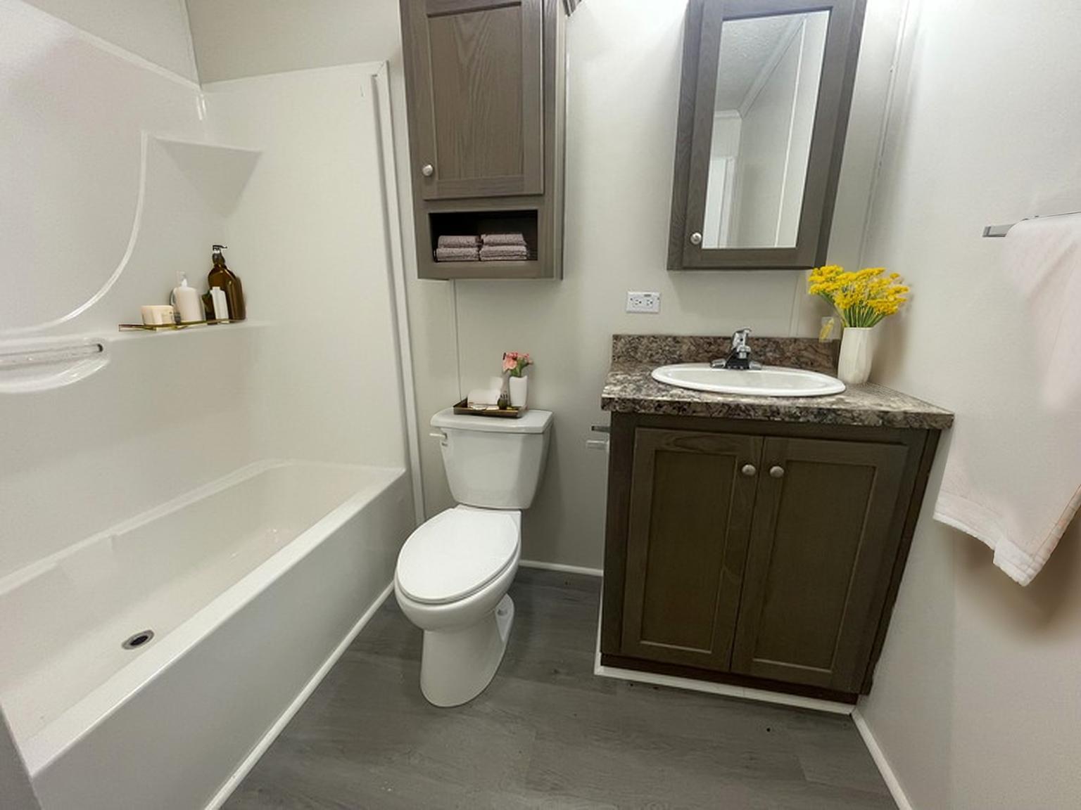 Building Photo - 15835 Marentette Dr